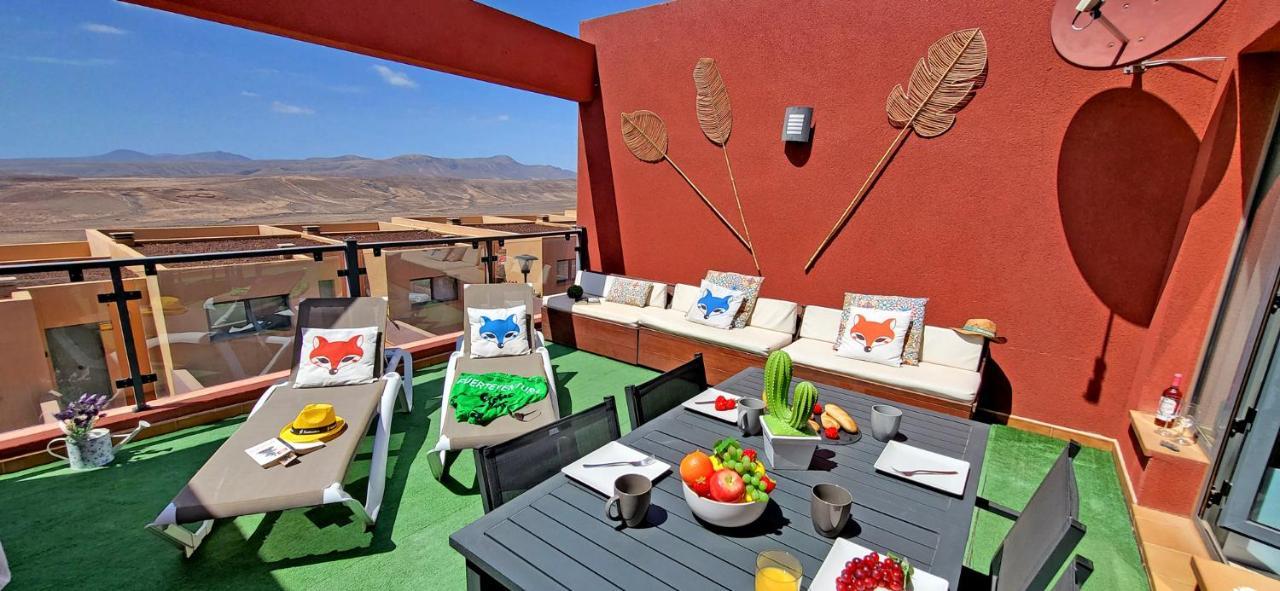 Ferienhaus Casa Caleta - Caleta Fuste - Meerblick - Pool - Glasfaserinternet Caleta De Fuste Exterior photo